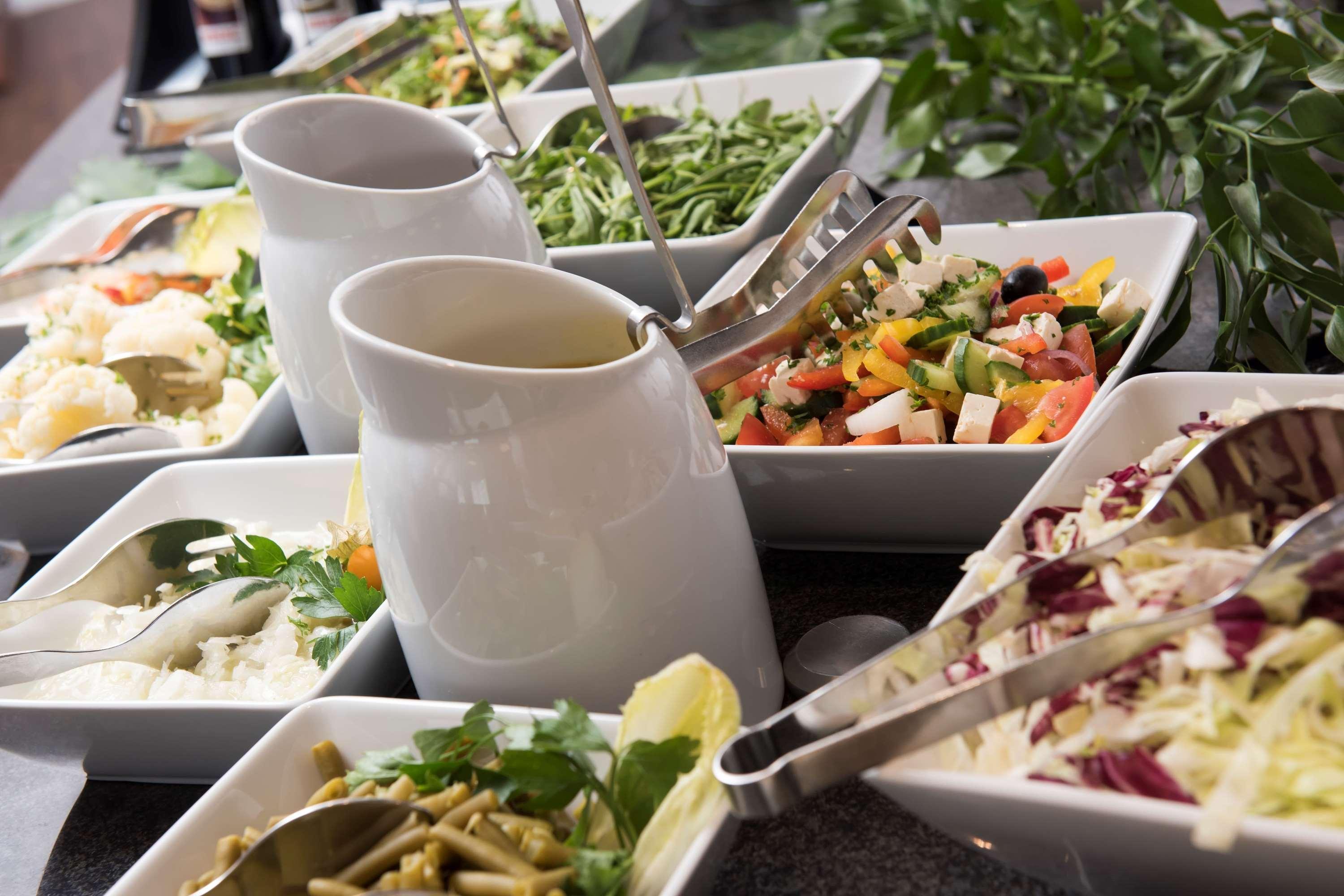 Wyndham Garden Kassel Hotel Restaurant foto