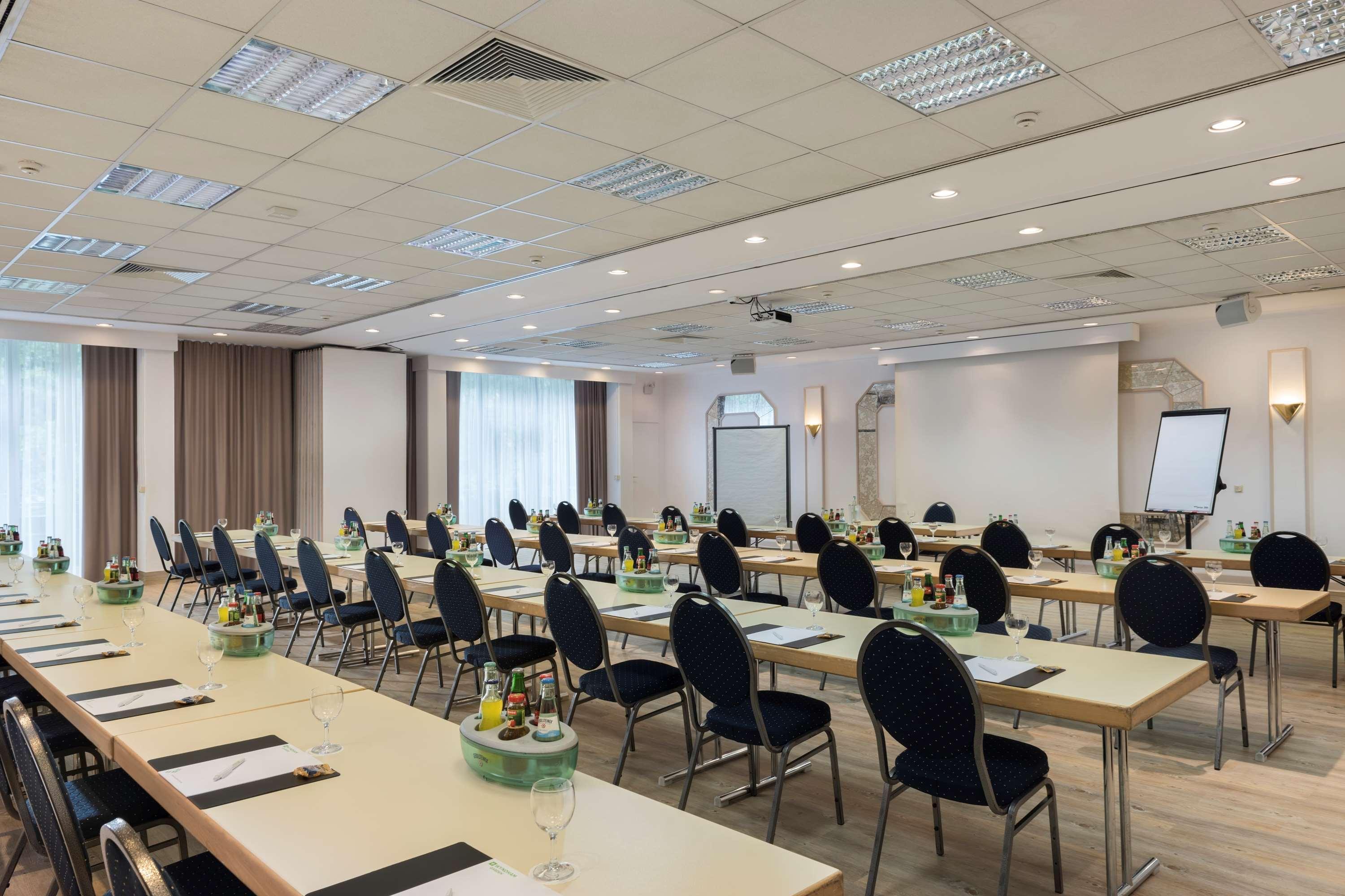 Wyndham Garden Kassel Hotel Afaceri foto